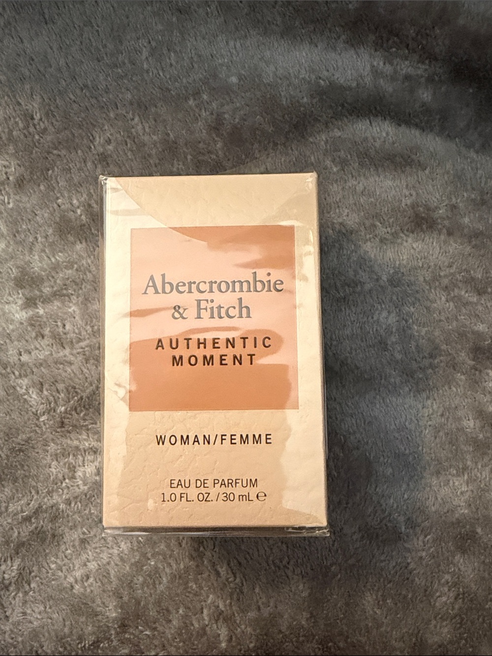 Abercrombie & Fitch authentic moment